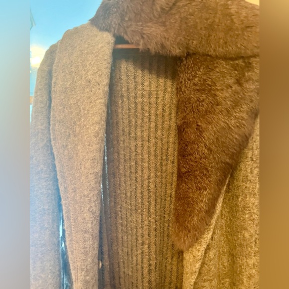 Hilary Radley 100% Lana Wool Coat With Removable Real Fur 
4 oversized like S/M - Picture 7 of 11